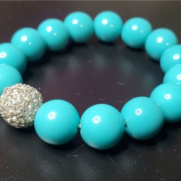Blue bubble beaded elegant timeless bracelet - Picture 2 of 2